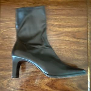 Women’s size 10 brown rampage boots